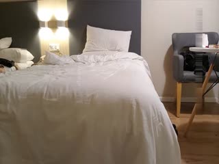 【探花精选】火力旺盛的年轻小伙儿约炮吊钟奶少妇没过瘾又约了一个穿着长靴的熟女才把火泄了